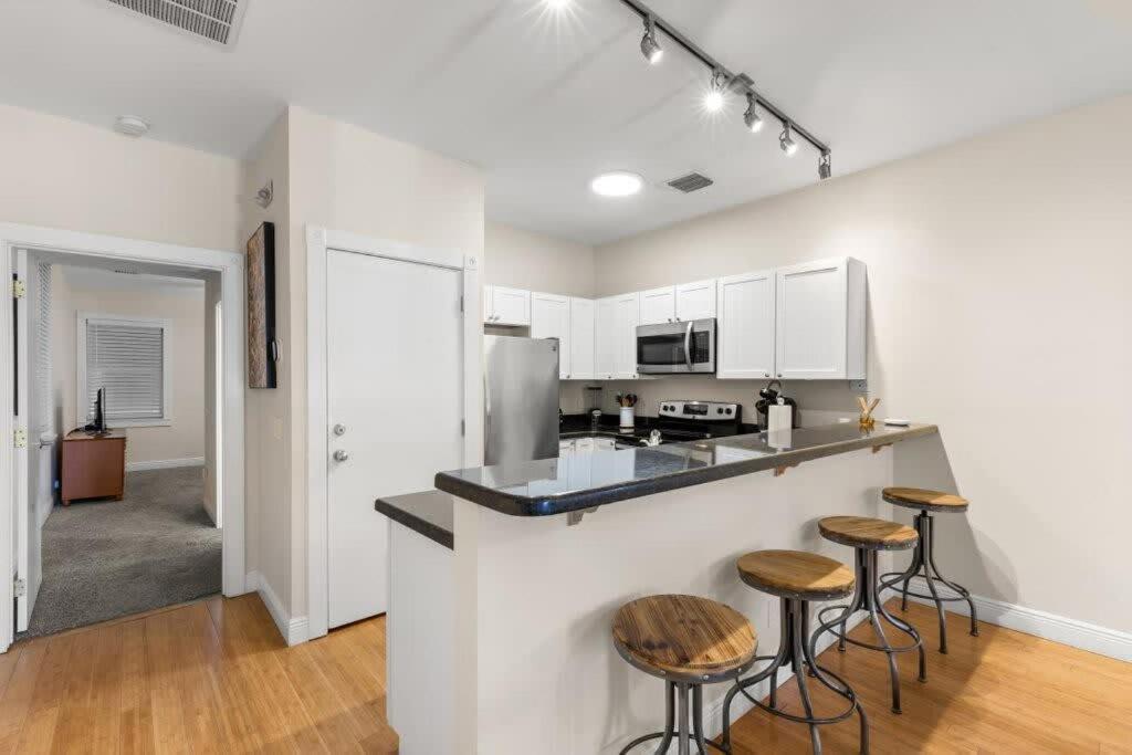 キーウェストMesa House, Uno-Perfect Locationアパートメント エクステリア 写真